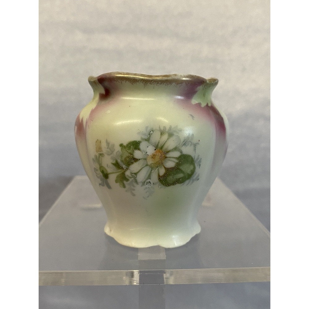 Antique 1909 Carl Schumann Bavaria Porcelain Mini Vase 2"1/4 H White Daisy PreOW